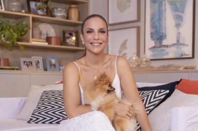 ivete sangalo, em casa. 