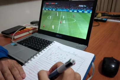Durante o período sem jogos, analistas de desempenho de Caxias e Juventude trabalham forte.<!-- NICAID(14485629) -->