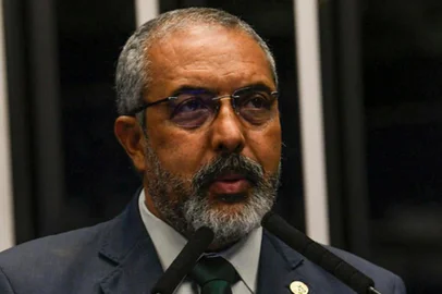 senador paulo paim (PY)<!-- NICAID(14493879) -->