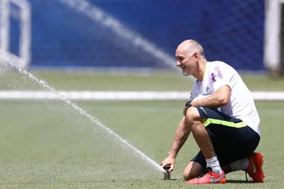 Taffarel, preparador de goleiros da Seleção Brasileira em treino em Natal<!-- NICAID(13110413) -->