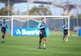Grêmio analisa três alternativas para renegociação com jogadores durante a crise