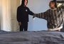 Ariana Grande dança com novo namorado em clipe de música lançada com Justin Bieber