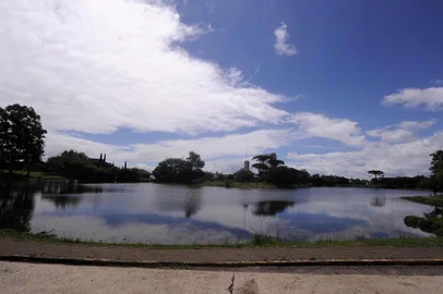  CAXIAS DO SUL, RS, BRASIL, 06/01/2020 - Parque da lagoa do rizzo apresenta boas condições. (Marcelo Casagrande/Agência RBS)<!-- NICAID(14378028) -->