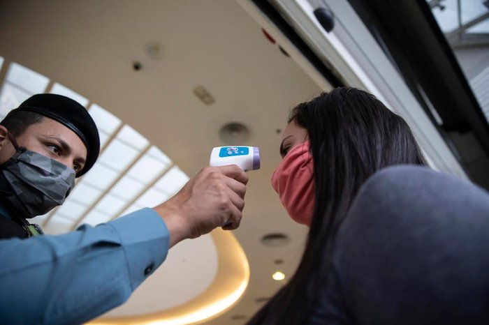 Nesta terça-feira, Canoas Shopping monitorava a temperatura de clientes, lojistas e funcionários