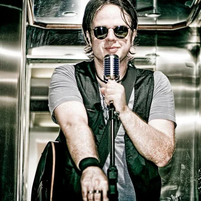 Show O Som do Bar - Dan Ferretti<!-- NICAID(10674830) -->