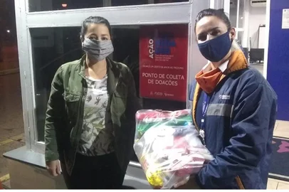 Ponto de coleta da ação de solidariedade da Marista no estacionamento da PUC<!-- NICAID(14502907) -->