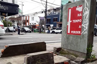 Coletivo Rua - Rua Zine<!-- NICAID(14503280) -->
