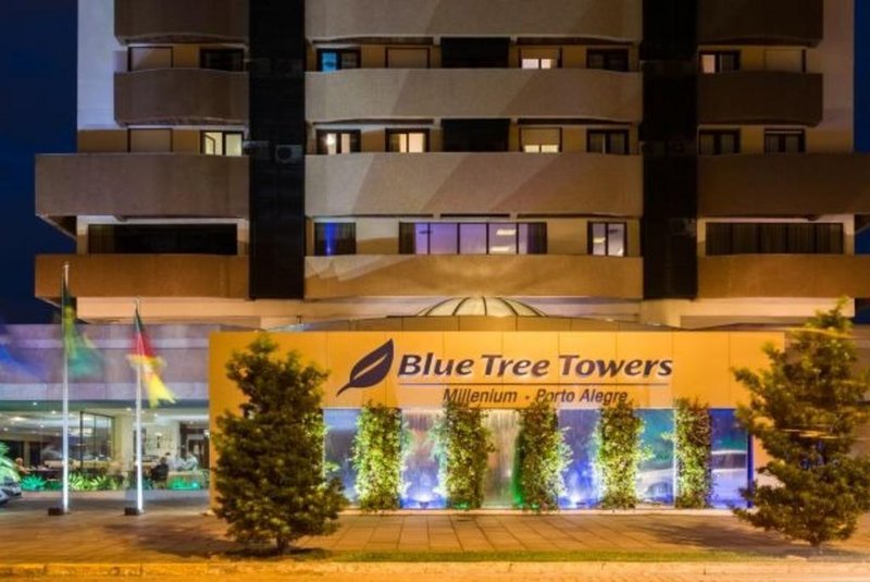 Hotel Blue Tree Millenium<!-- NICAID(14503761) -->