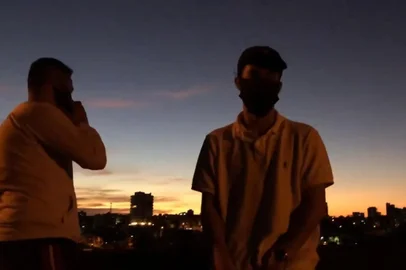 Krag lança clipe Onça<!-- NICAID(14506072) -->