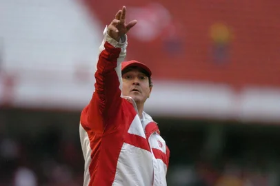 *** Inter X Atl Paranaense 2t-FGOMES ***Campeonato Brasileiro 2005-Beira Rio- Inter X Atlético Paranaense. Técnico Muricy Ramalho.<!-- NICAID(1707646) -->