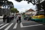  CAXIAS DO SUL, RS, BRASIL (31/05/2020)Manifestação reúne defensores e contrários a Bolsonaro em frente ao 3º Grupo de Artilharia Antiaérea (3º GAAAe). (Antonio valiente/Agência RBS)<!-- NICAID(14512024) -->