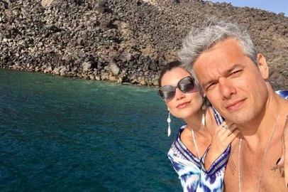 Para comemorar 10 anos de união, Otaviano Costa e Flávia Alessandra tiraram um período de férias juntos e embarcaram para os cenários paradisíacos da Grécia, em outubro. <!-- NICAID(12559104) -->