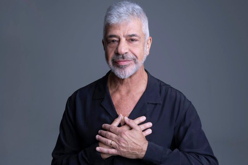 Lulu Santos lança disco Pra Sempre<!-- NICAID(14095998) -->