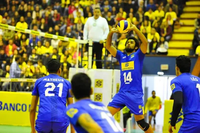  Caxiense Fernando Cachopa disputará o Mundial da categoria sub-23 com a seleção brasileira de vôlei<!-- NICAID(13088916) -->