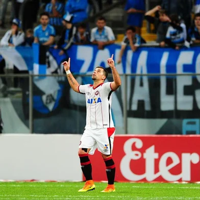  PORTO ALEGRE, RS, BRASIL 21/09/2016 - Grêmio recebe o Atlético-PR nesta quarta-feira, na Arena, em partida válida pelas oitavas de final da Copa do Brasil. (FOTO: FÉLIX ZUCCO/AGÊNCIA RBS).