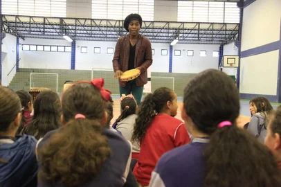 Projeto Cirandeira da Cultura Popular<!-- NICAID(14503763) -->