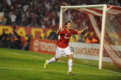  Final da Libertadores de 2010,Inter x Chivas no estádio Beira-rio.Jogador Giuliano Faz o terceiro gol