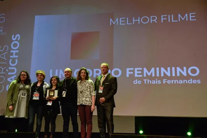  46º Festival de Cinema de Gramado - Troféu Assembleia Legislativa - Melhor Filme Um Corpo Feminino, De Thaís Fernandes <!-- NICAID(13700453) -->