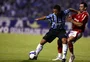 Passagem curta e venda milionária: os números de Rafael Carioca no Grêmio