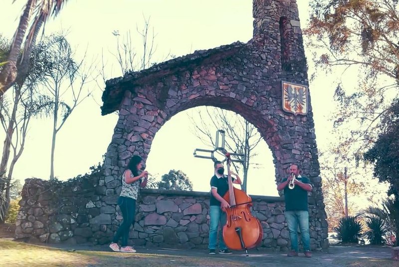 Orquestra Municipal de Sopros grava vídeo em homenagem aos 130 anos de Caxias do Sul.<!-- NICAID(14526205) -->