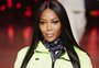 Naomi Campbell relembra rosto "cinza" em capa de revista: "Não tinham base para mim"