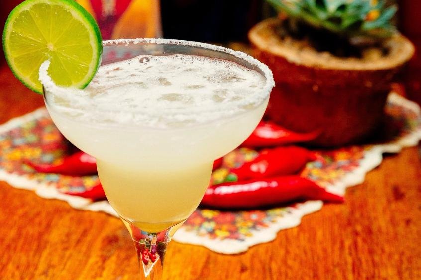 Aprenda a fazer a clássica Margarita mexicana Destemperados