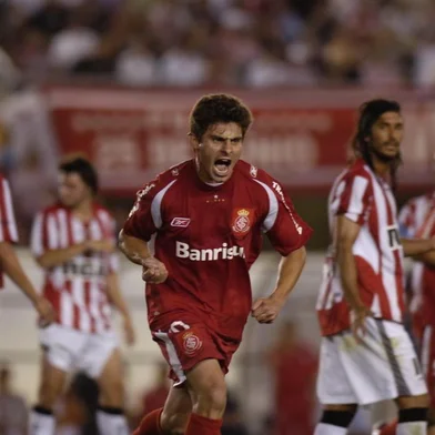 *** JBotega - Estudiantes X Inter3 ***Final da Copa Sulamericana.Estudiantes X Inter em La Plata.Gol do jogador Alex de pênalti