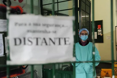  CAXAIS DO SUL, RS, NRASIL (30/06/2020)Pauta sobre riscos que correm os profissionais da saúde durante a pandemia + número de profissionais afastados por covid-19. Na foto, UBS Mariani. (Antonio Valiente/Agência RBS)<!-- NICAID(14534122) -->