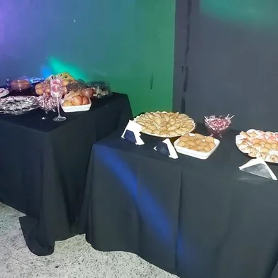 Boate no bairro Colina Sorriso é interditada após descumprimento de decreto municipal que proíbe a abertura.<!-- NICAID(14540344) -->