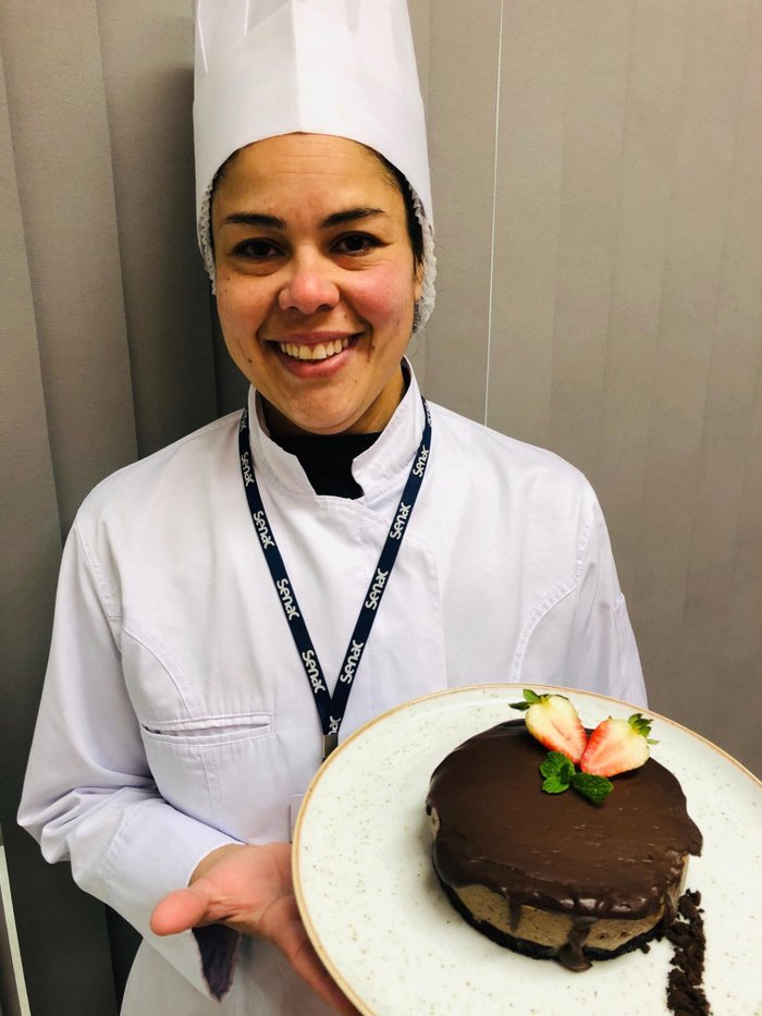 Bolo de chocolate amargo é dica acessível e saborosa; aprenda a fazer, Receitas