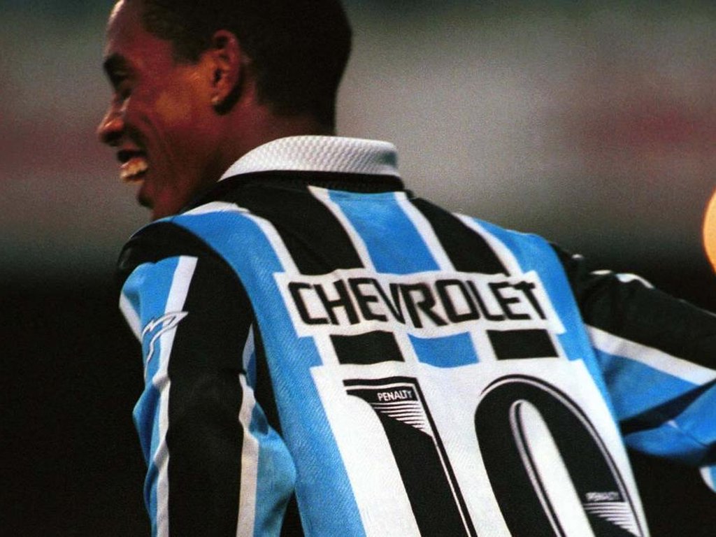 Ronaldinho Gaúcho deve ir mesmo para o Grêmio, afirma imprensa