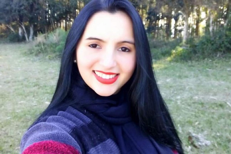  Gabriéli Camargo de Miranda, 26 anos, foi morta a tiros do lado do namorado na quarta-feira à noite, na zona norte de Porto Alegre.<!-- NICAID(14547473) -->