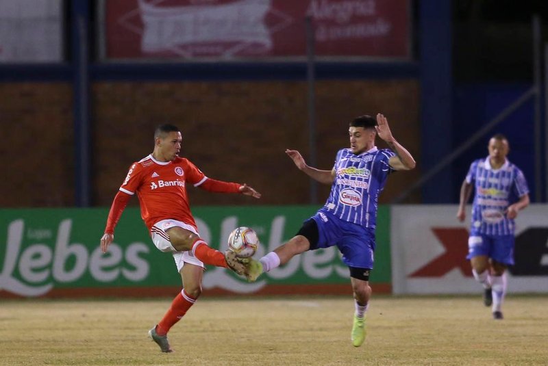 Inter enfrenta o Esportivo no Estádio Montanha dos Vinhedos, em Bento Gonçalves. Partida é válida pela quinta rodada do segundo turno do Gauchão<!-- NICAID(14553564) -->