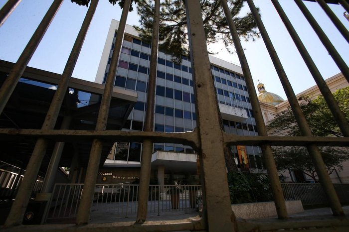 Mesmo com autorização da prefeitura, escolas particulares do Rio de ...