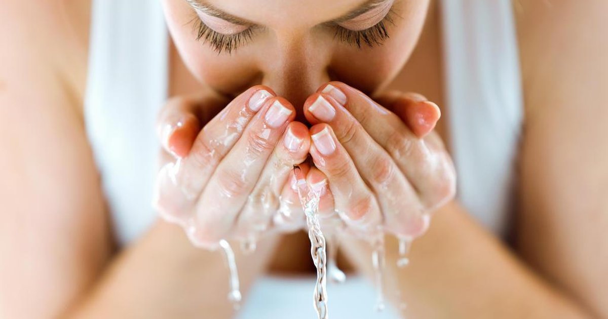 Syndet e cleansing oil: saiba mais sobre os novos queridinhos da limpeza de  pele | GZH
