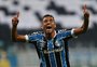 Isaque revela pedido de Renato e comemora gol pelo Grêmio no Gre-Nal 426: "Só tenho que agradecer"