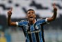 Isaque revela pedido de Renato e comemora gol pelo Grêmio no Gre-Nal 426: "Só tenho que agradecer"