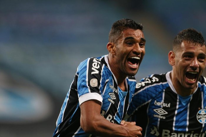 Sem Diego Souza, Grêmio terá que mudar característica do ataque; veja opções