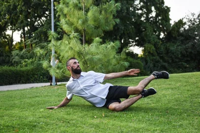 Bailarino Evandro Peroni participa do projeto Falando em Dança<!-- NICAID(14564522) -->