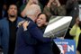  (FILES) In this file photo taken on March 09, 2020, US Senator Kamala Harris (L) hugs Democratic presidential candidate Joe Biden after introducing him at a campaign rally at Renaissance High School in Detroit, Michigan. - Joe Biden announced Kamala Harris to be running mate on August 11, 2020. (Photo by SCOTT OLSON / GETTY IMAGES NORTH AMERICA / AFP)Editoria: POLLocal: DetroitIndexador: SCOTT OLSONSecao: electionFonte: GETTY IMAGES NORTH AMERICAFotógrafo: STR<!-- NICAID(14565686) -->