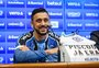 Robinho é apresentado pelo Grêmio e mostra confiança: "Minha história aqui vai ser longa"