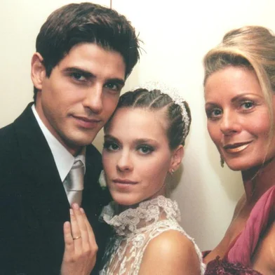 Laços de Família - Reynaldo Gianecchini, Carolina Dieckmann, Vera Fischer (Edu, Camila, Helena)<!-- NICAID(14509758) -->