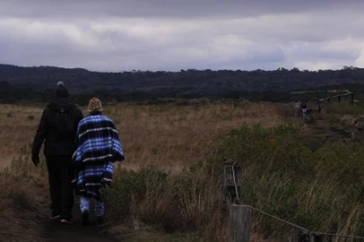  CAMBARÁ DO SUL, RS, BRASIL, 20/08/2020 - Queda de temperatura e expectativa de neve atrai turistas para região dos canions. (Marcelo Casagrande/Agência RBS)<!-- NICAID(14572617) -->