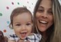 Mãe de Chay Suede posta vídeo fofo com a neta e elogia: "Nunca vi um olhar como esse"