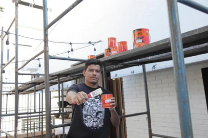Artista urbano maranhese Romildo Rocha faz residência artística no Instituto SAMbA, em Caxias do Sul.<!-- NICAID(14577547) -->