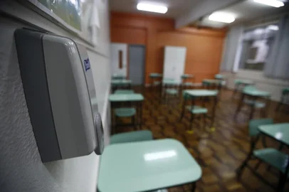  PORTO ALEGRE, RS, BRASIL, 07-07-2020: Como  as escolas particulares estão se preparando para o segundo semestre. Na foto, sala de aula no Colégio Santa Dorotéia (FOTO FÉLIX ZUCCO/AGÊNCIA RBS, Editoria de Notícias).<!-- NICAID(14539757) -->