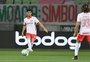 Melhor passador contra o Palmeiras, Johnny se candidata a sequência como titular no Inter