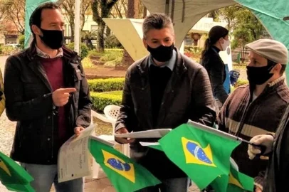Vinicius Ribeiro e Kiko Girardi<!-- NICAID(14586448) -->