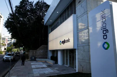  PORTO ALEGRE, RS, BRASIL, 30-07-2020: Agencia do Agibank na avenida Mostardeiro. Empresas que mantiveram investimentos na pandemia. (Foto: Mateus Bruxel / Agencia RBS)Indexador: Mateus Bruxel<!-- NICAID(14557153) -->