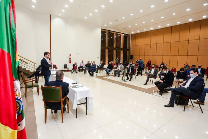Felipe Dalla Valle / Palácio Piratini
